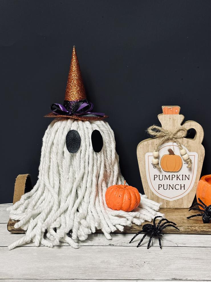DIY Dollar Tree Viral Mop Ghost – Easy Fall Dollar Store Craft Projects