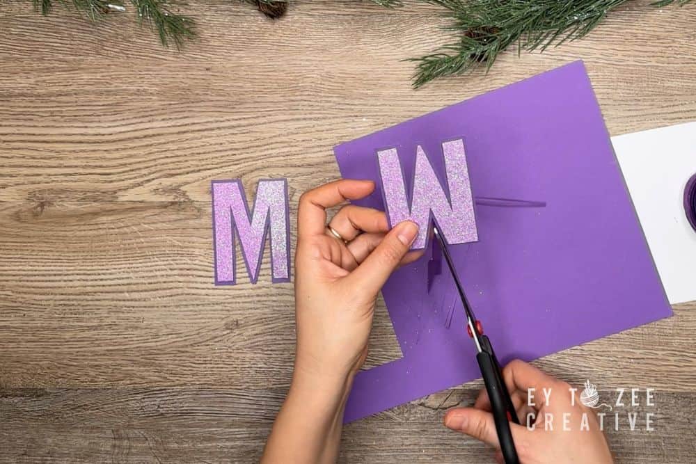 How to Cut letter M