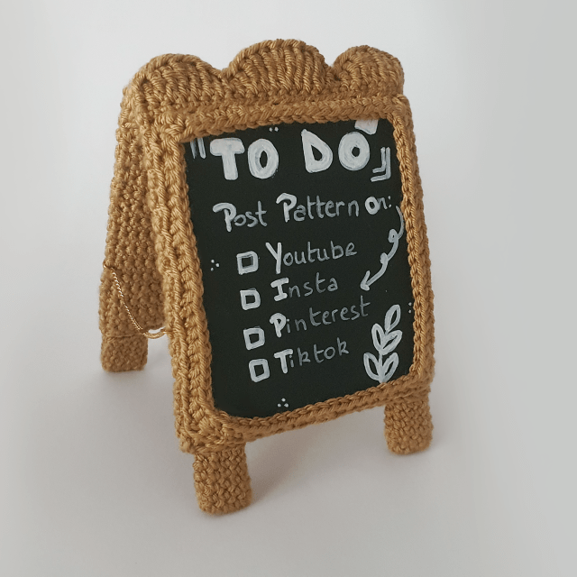 Crochet Café Sign